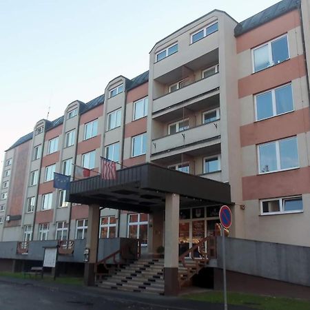 Hotel Bily Lev Рокицани Экстерьер фото